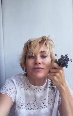 Angela Featherstone