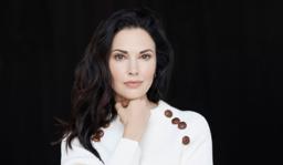 Laura Mennell