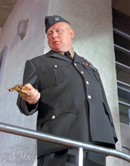 Gert Fröbe