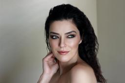 Adrianne Curry