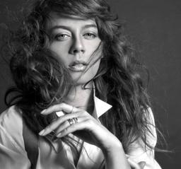 Demet Evgar