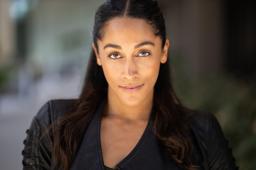 Nikeva Stapleton