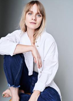 Elle McAlpine