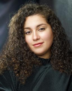 Nadeen Alfarisi