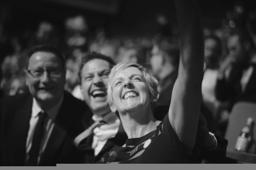 Julie Hesmondhalgh