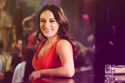 Ezgi Mola