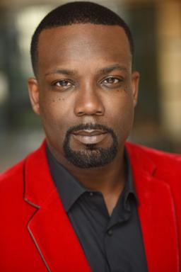 Robert Q Jackson