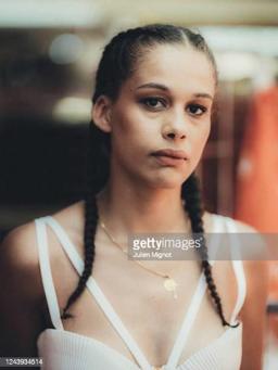 Julie Ledru