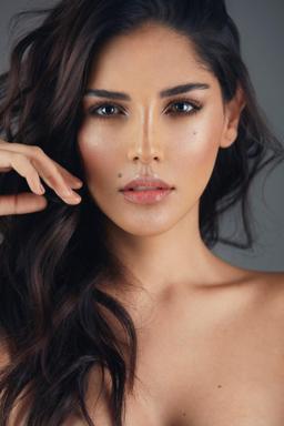 Laura Barjum
