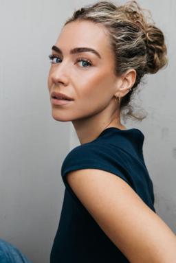 Olivia Lindsay