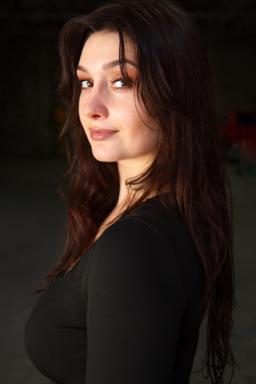 Anja Avsharian