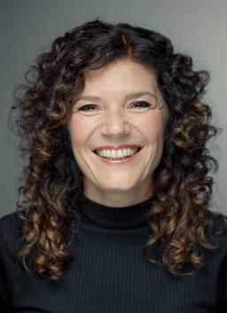 Dainara Toffoli