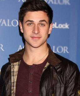 David Henrie