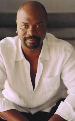 Robert Wisdom