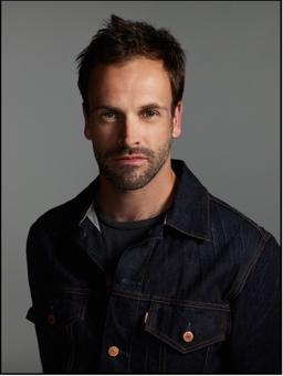 Jonny Lee Miller