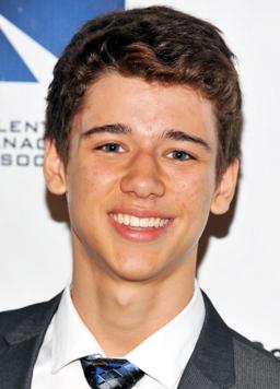Uriah Shelton