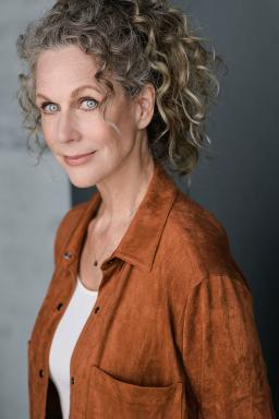 Shelly Gibson
