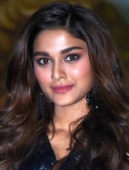 Saiee Manjrekar