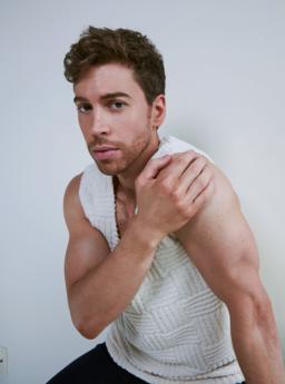 Jordan Gavaris