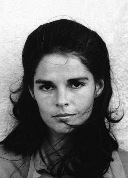 Ali MacGraw