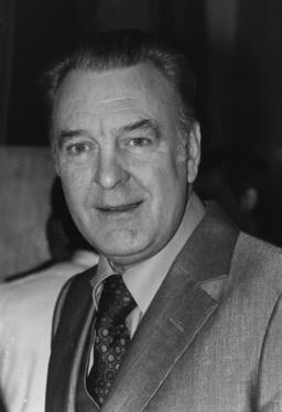 Donald Sinden