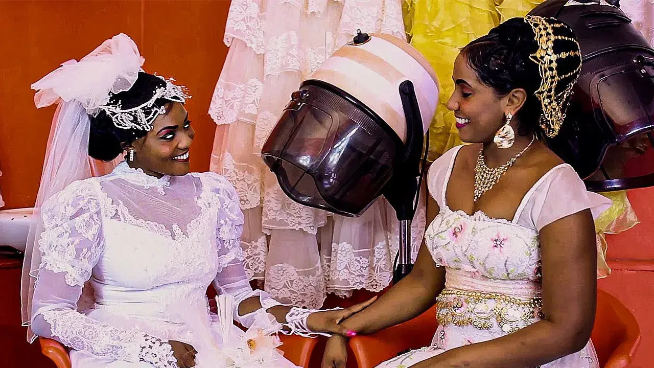 Bibi Arusi Mwenye Wivu - A Swahiliwood Bongo Movie