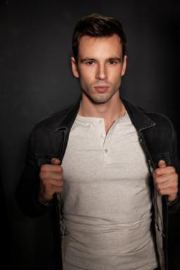 Nik Andrews