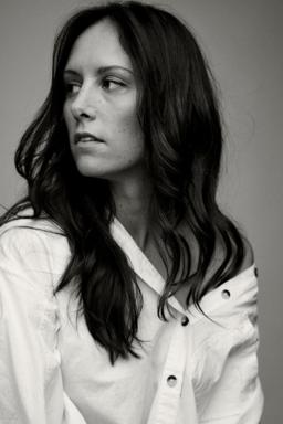 Laura Kennon