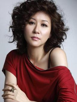 Yoon Ye-hee