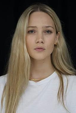 Lauren Versnick