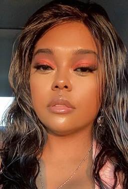 Neshell Noelle