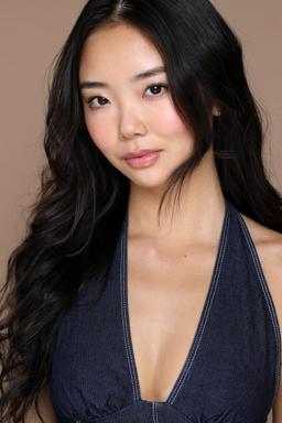 Chloe Lee