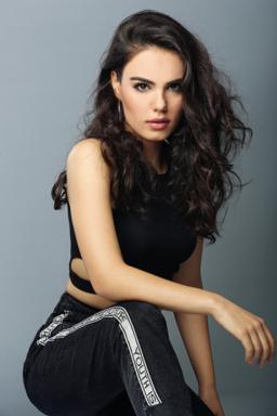 Özgü Kaya