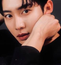 Hwa-Woon Kwon