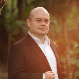 Robert Zialcita