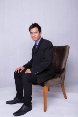 Perry Escaño