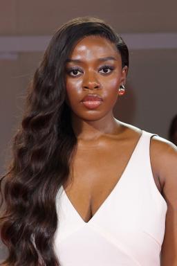 Diane Russet