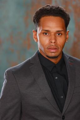 Ralph Thomas