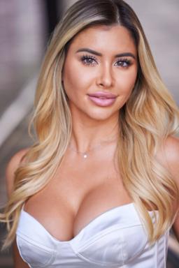 Briana Nicole